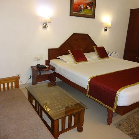 Chakra Ayurvedic Resort Kovalam Exterior photo
