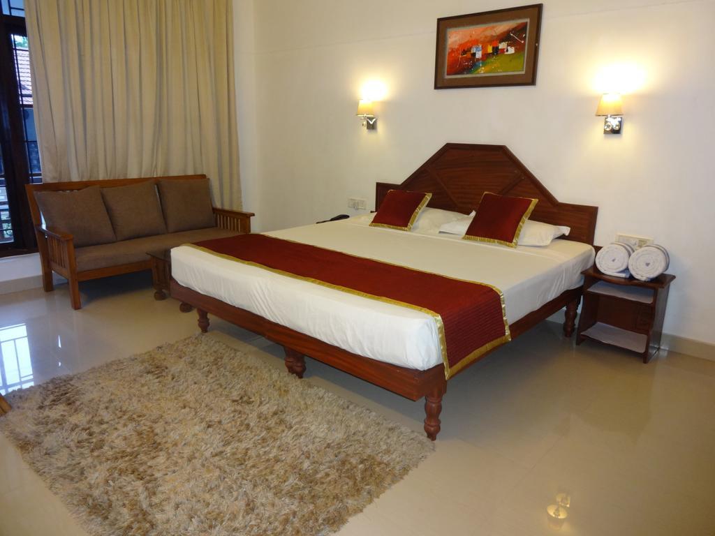 Chakra Ayurvedic Resort Kovalam Exterior photo